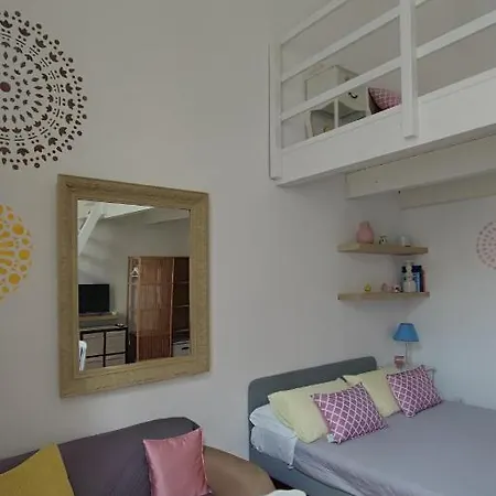 Mandala 아파트 *